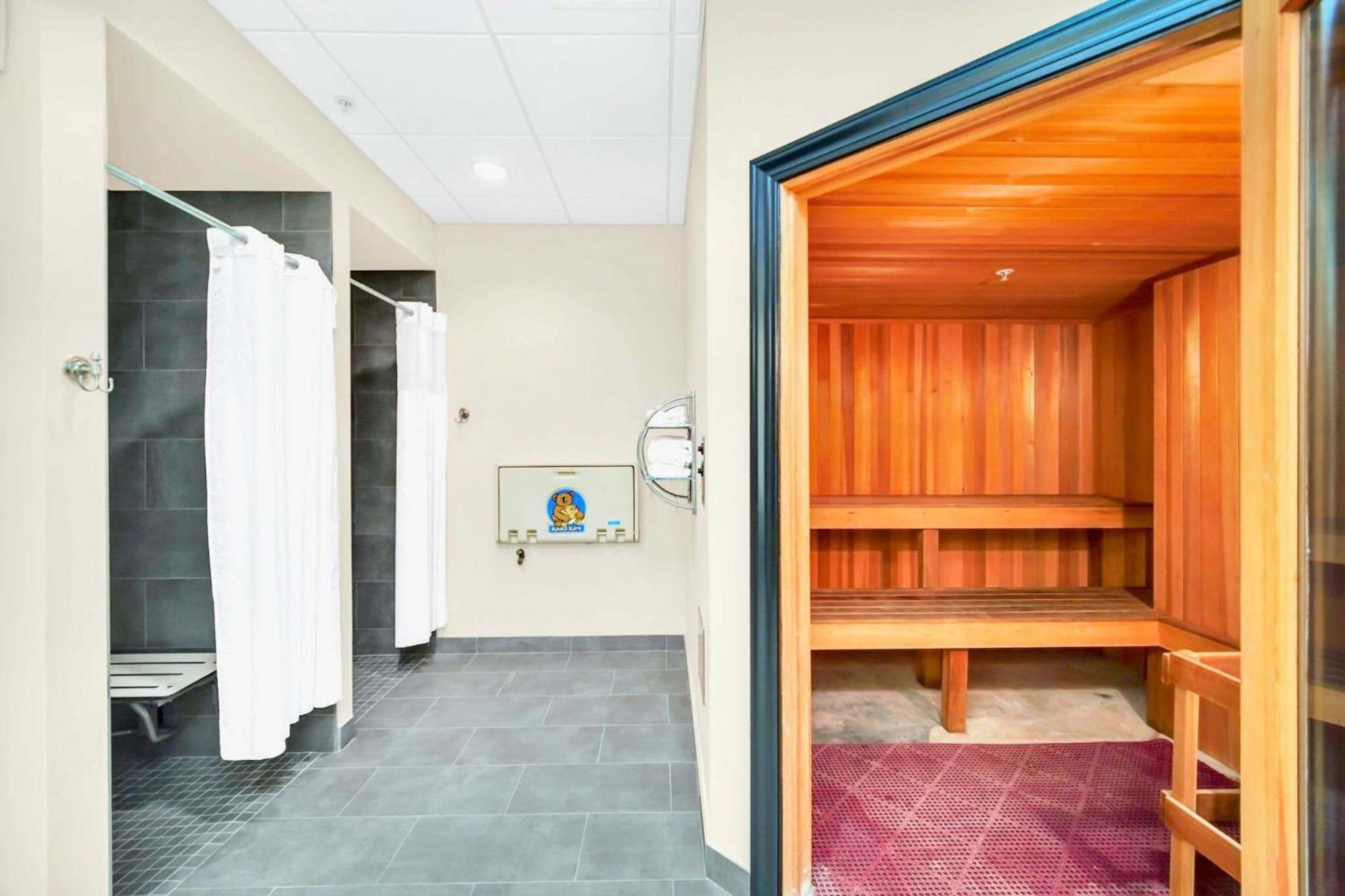Upstay Modern 3br Getaway W Pool And Hot Tub