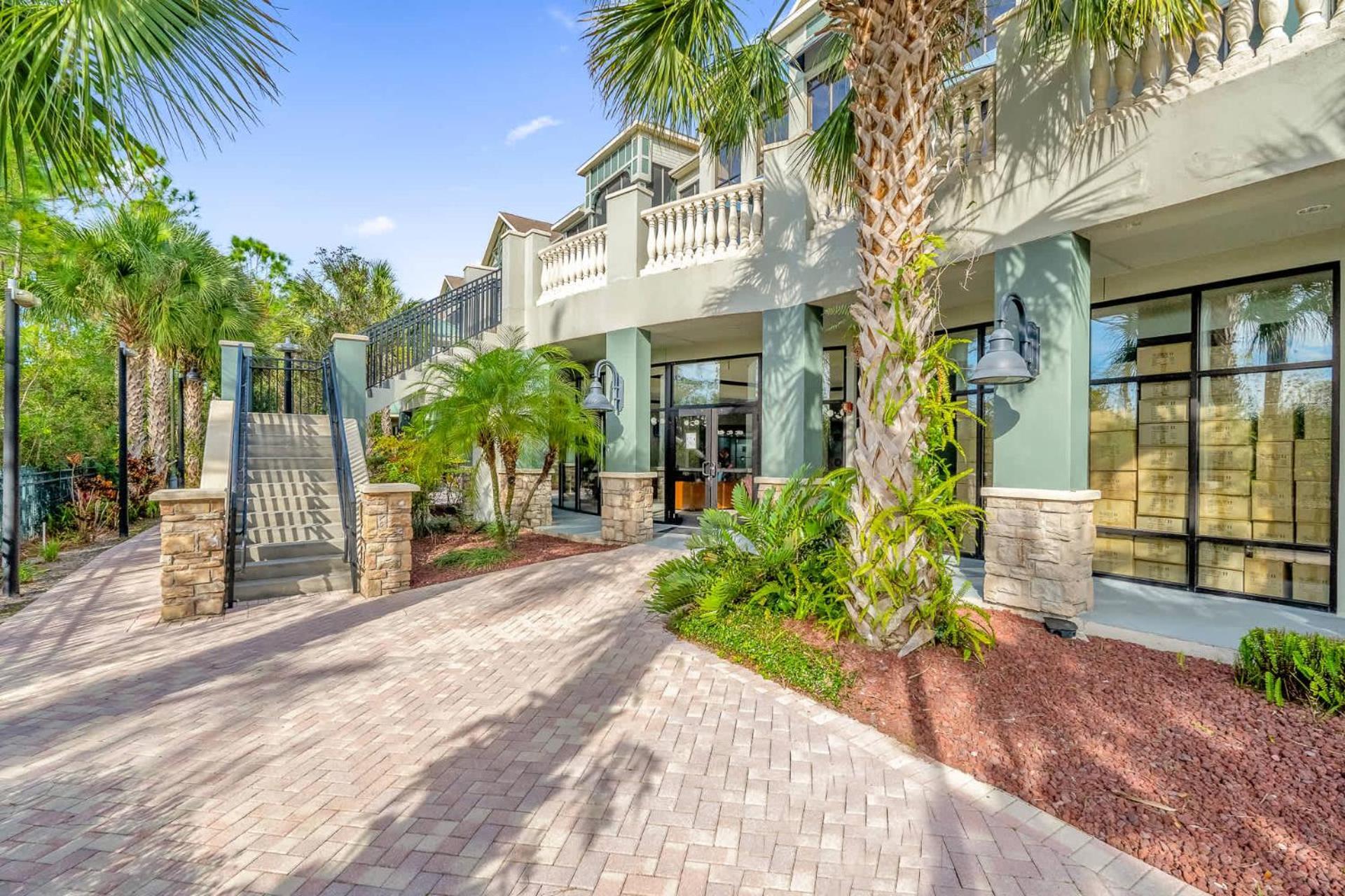 Upstay Modern 3br Getaway W Pool And Hot Tub *